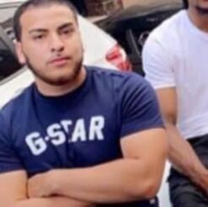 Meet your Posher, Max